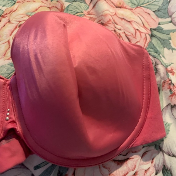Pink Strapless Satin Bra Size 36 DD - Picture 4 of 11